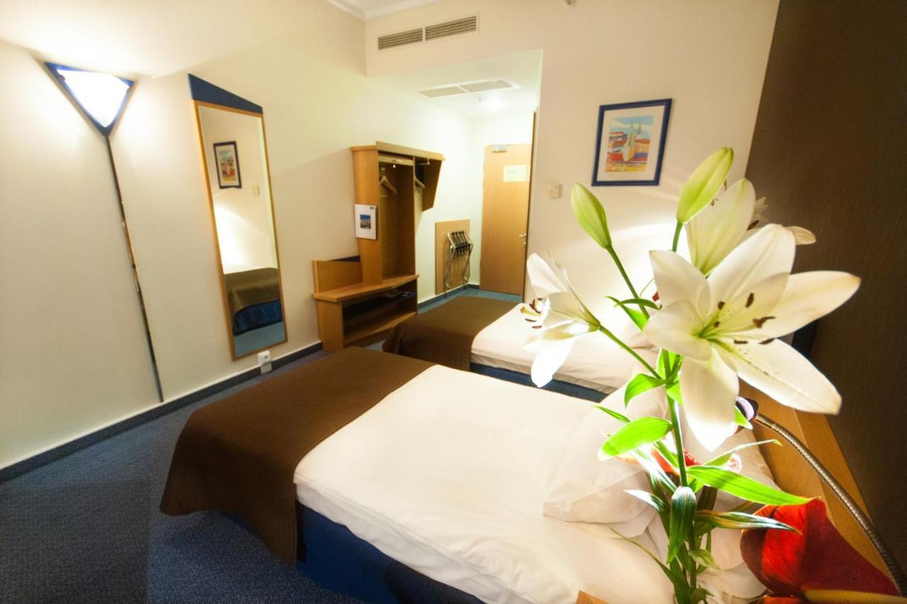 Express Krakow Hotel 外观 照片